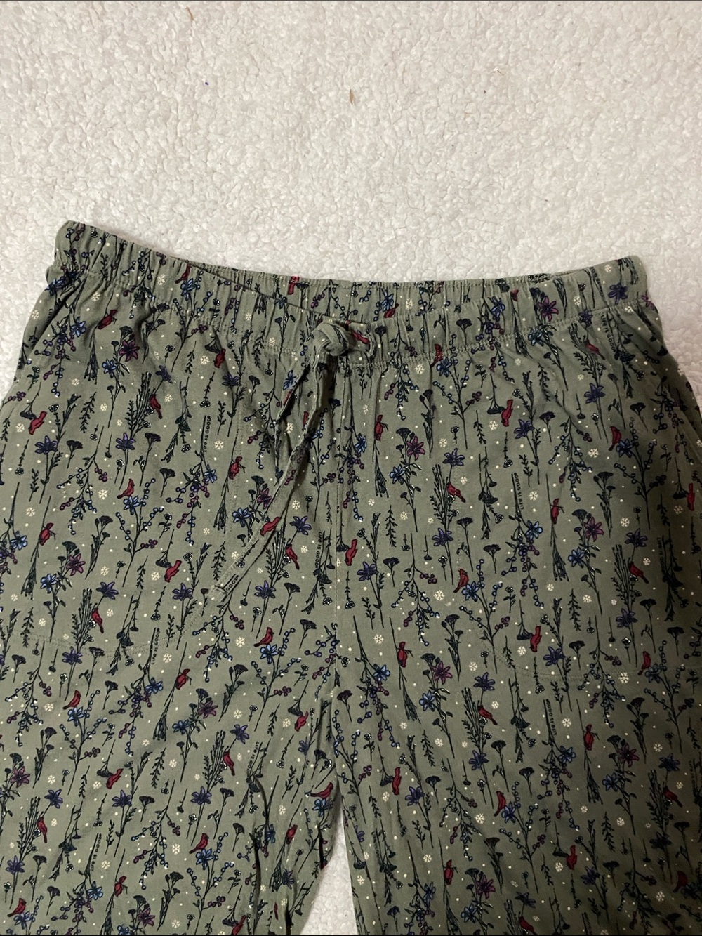 Life is good Womens size medium pajama lounge pants cardinals and flowers NWOT - Picture 3 of 16